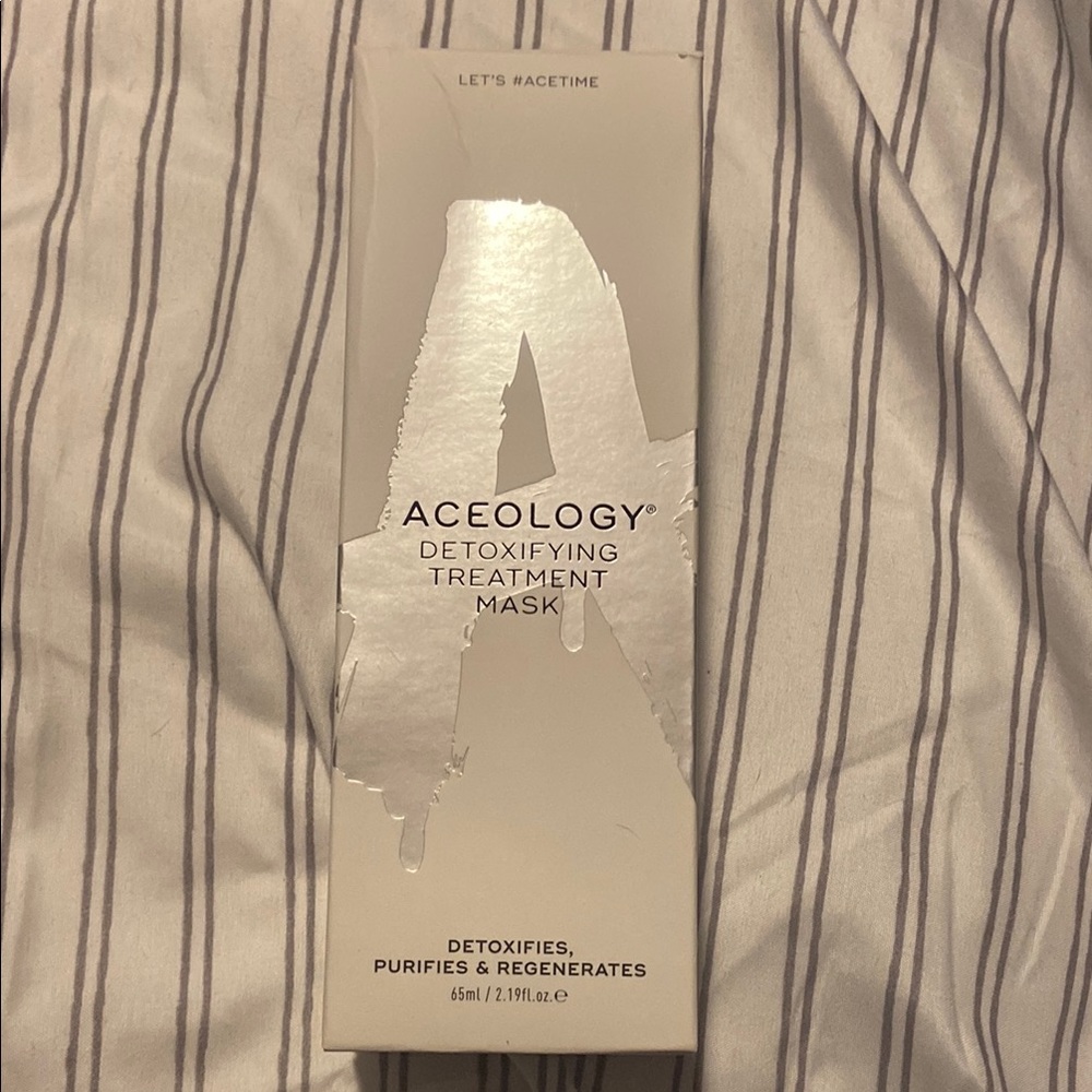 Aceology Detoxifying Treatment Mask